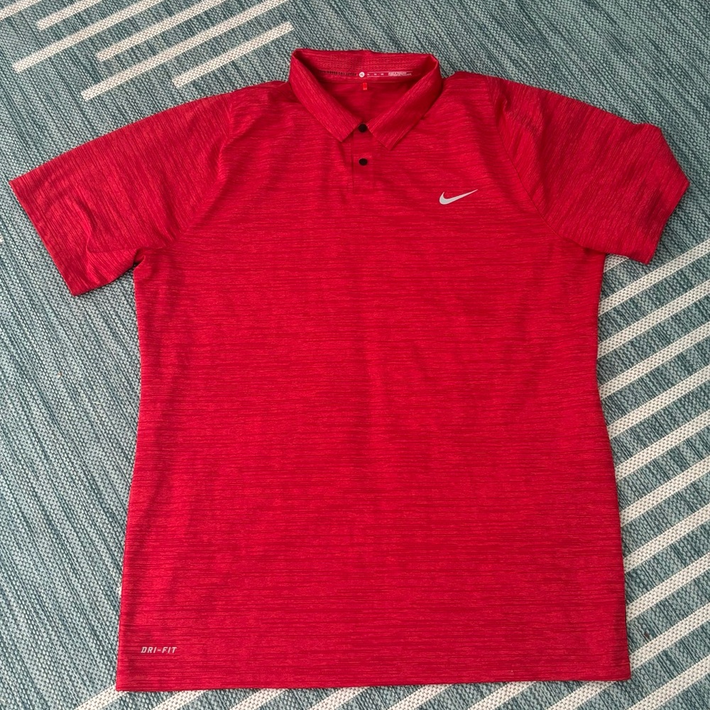Nike Men's Vibrant Red Polo Shirt - Tiger Woods Collection